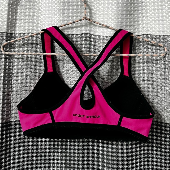 Under Armour sports bra - Picture 2 of 2